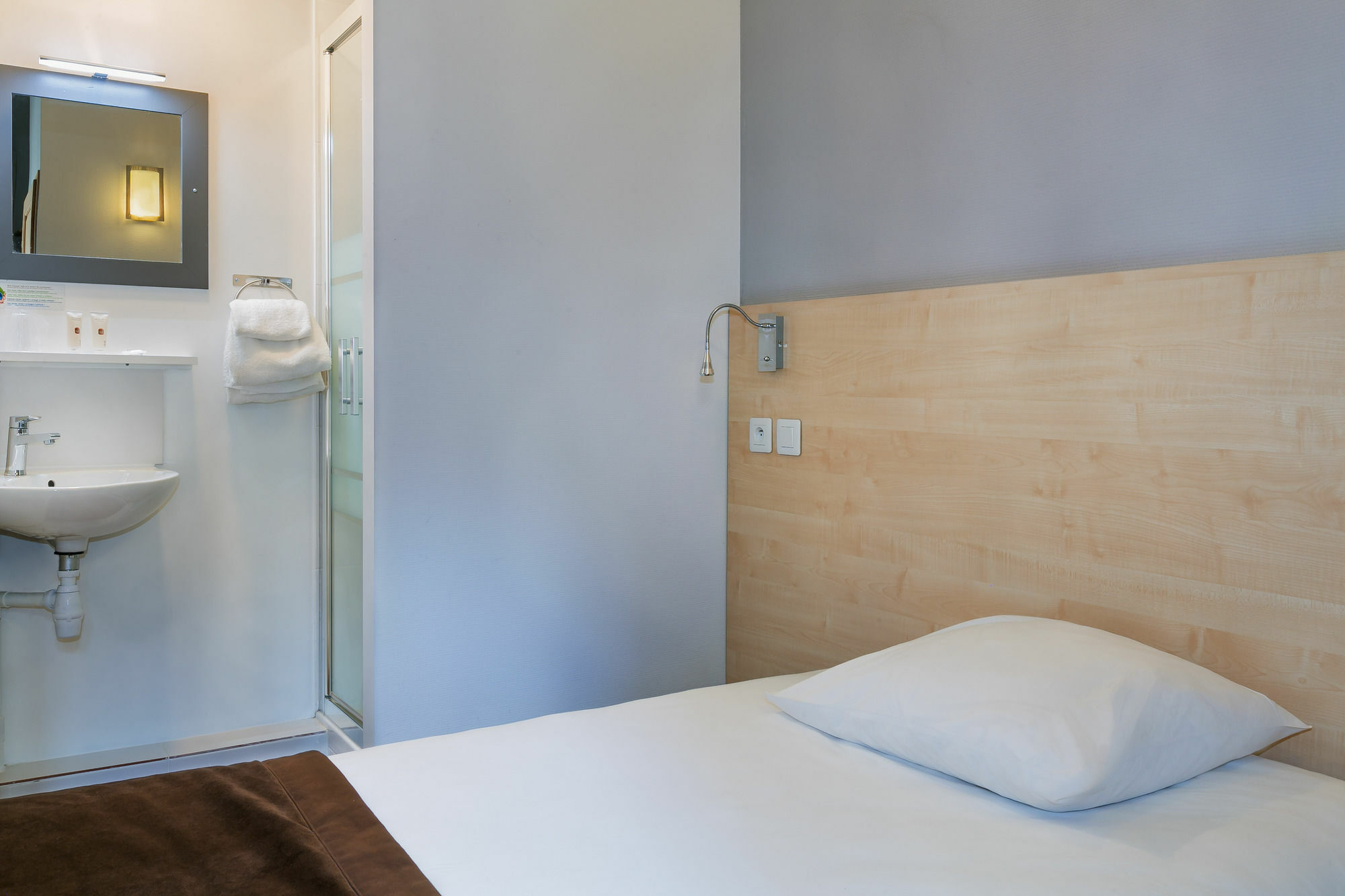 Hotel Foch Nancy Gare Exterior foto